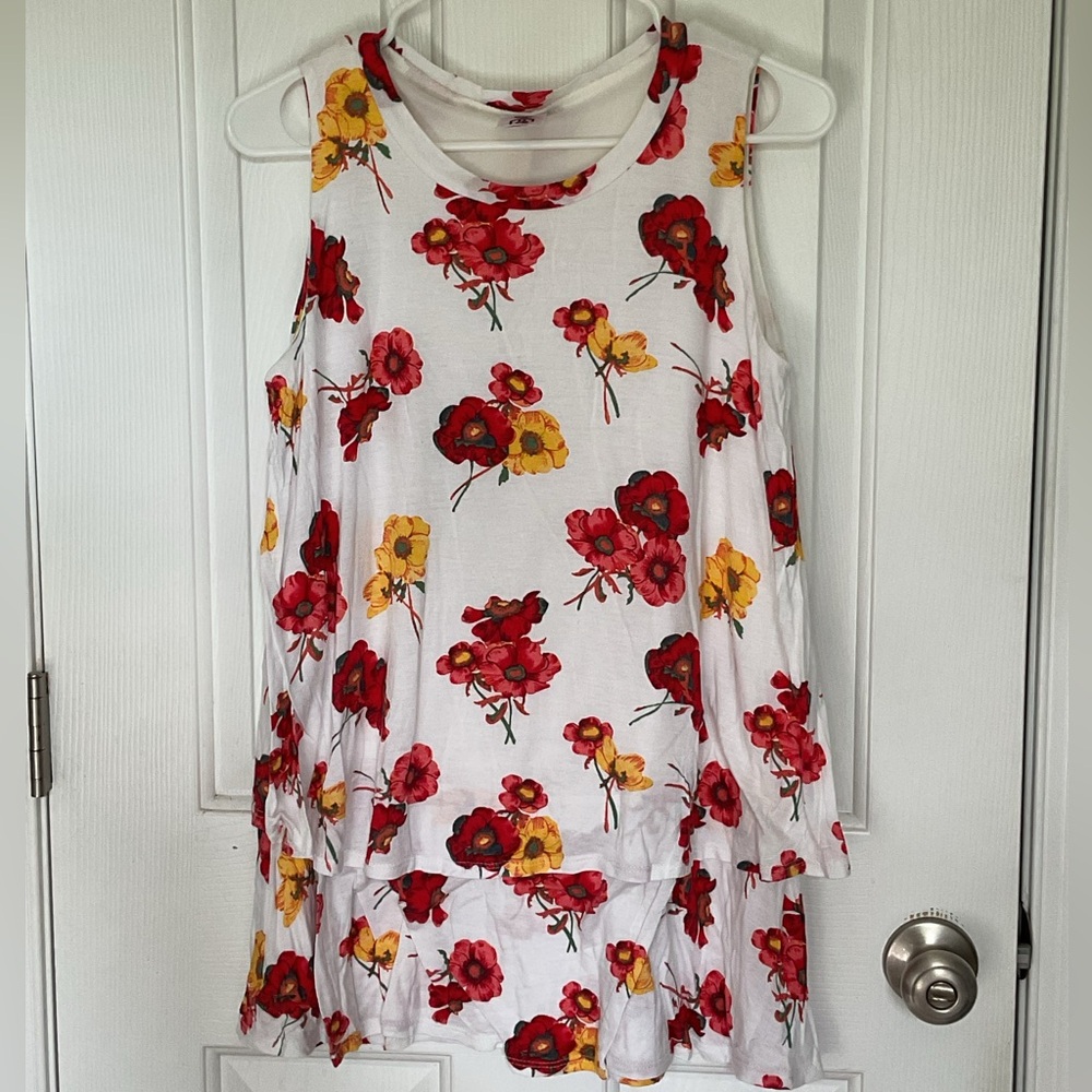 Agnes & Dora Floral Tunic Top